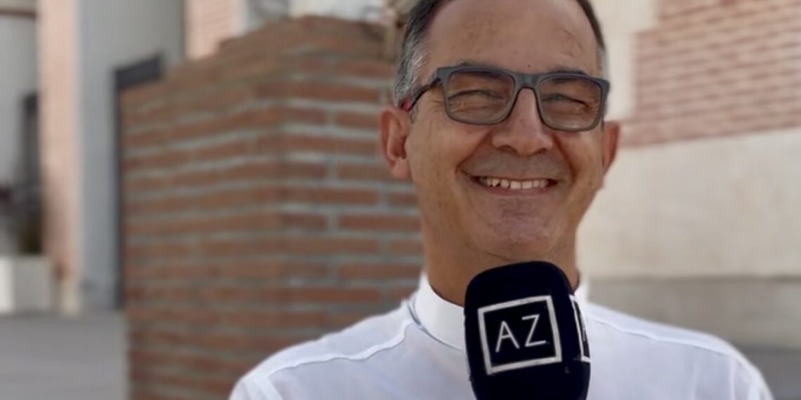 Don José Antonio se despide de Casares y Manilva: «Me han acogido de maravilla, he sido uno más»