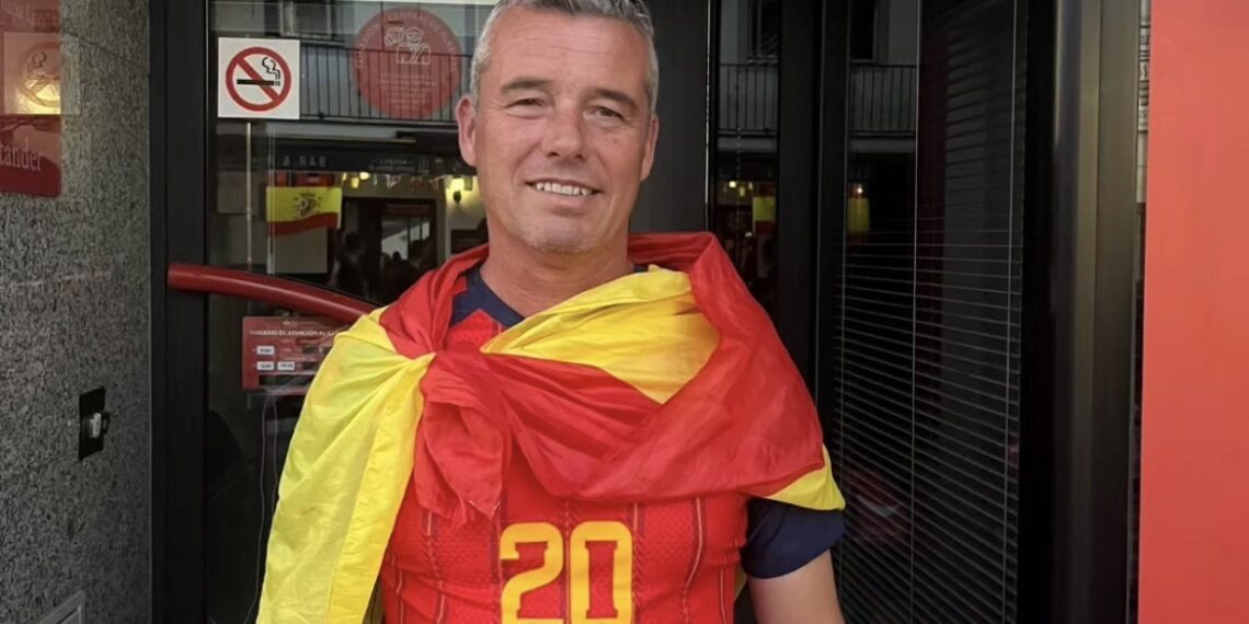 El Gobierno da marcha atrás y concede la nacionalidad española a Scott Marshall, el concejal de Benahavís al que se la había denegado