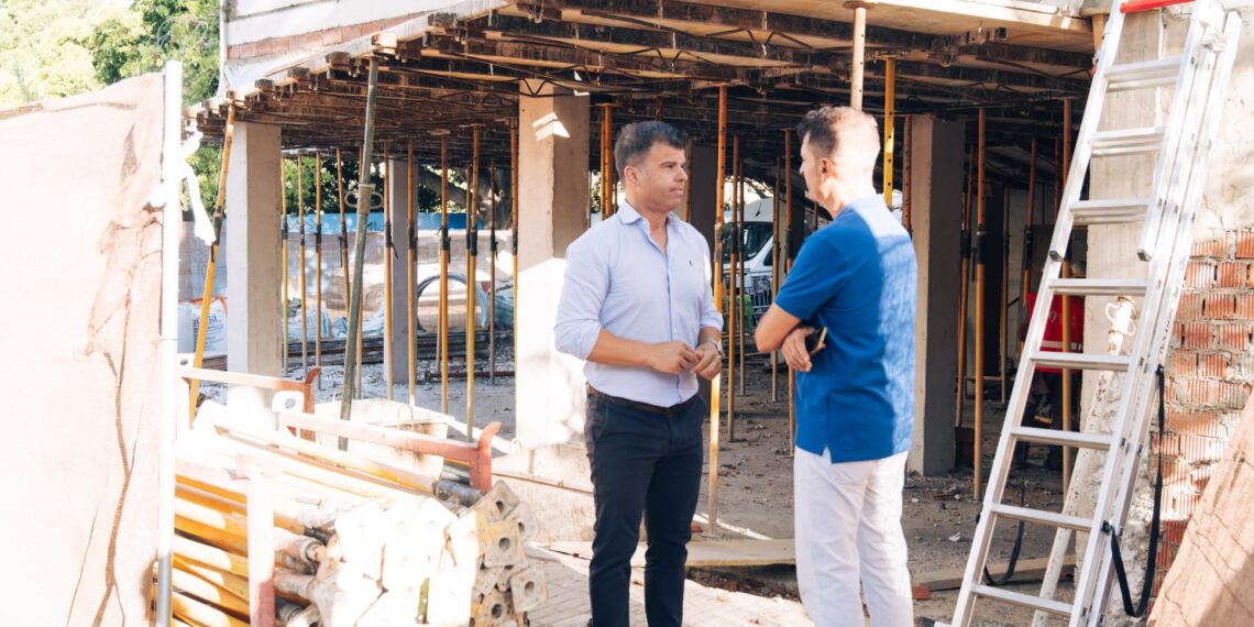 Marbella impulsa nuevos puntos de limpieza de proximidad para reducir los tiempos de respuesta en los barrios