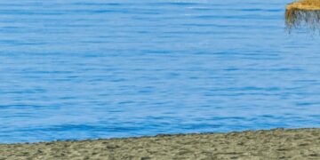 Muere ahogada una mujer de 50 años en la playa de Rincón de la Victoria