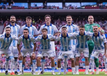 El Málaga cae con honores en Madrid en su regreso a la élite ocho años después