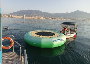 Aumenta la recogida de residuos en el mar de la Costa del Sol con respecto al mes de junio
