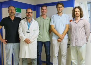 El Regional de Málaga desarrolla una tecnología para prevenir infecciones en prótesis óseas