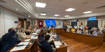 Benalmádena aprueba un suplemento de crédito de 8,38 millones de euros para impulsar nuevas inversiones y mejorar servicios públicos