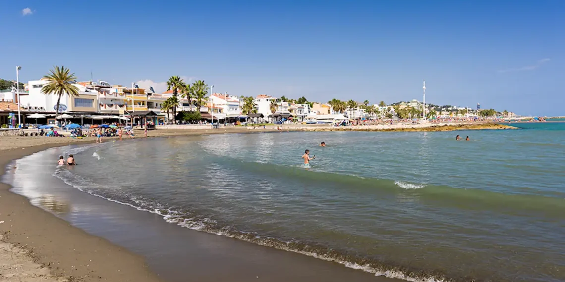 Una mujer de 80 años muere tras ahogarse en una playa de Málaga