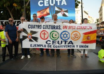 El Ayuntamiento de Málaga muestra su apoyo a Ceuta y Melilla: «No podemos permanecer indiferentes»