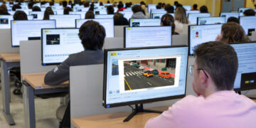 Las autoescuelas se plantan ante el colapso con los exámenes de conducir: «Málaga está discriminada por la DGT»