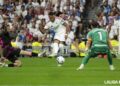 El Málaga se lleva un severo y lógico correctivo del Bernabéu