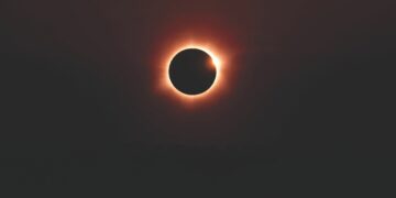 Andalucía se prepara para ver este miércoles un eclipse solar por primera vez en más de un siglo