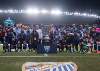 El Málaga se queda con el Trofeo Costa del Sol tras una espantada insólita del Fulham de Arbeloa