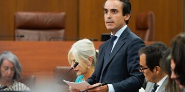 La Junta pide celeridad al Gobierno de España para paliar el déficit en carreteras y ferrocarril en Andalucía
