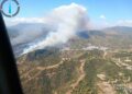 Cortado el carril derecho de la A-7175, en Estepona, tras el incendio de Benahavís