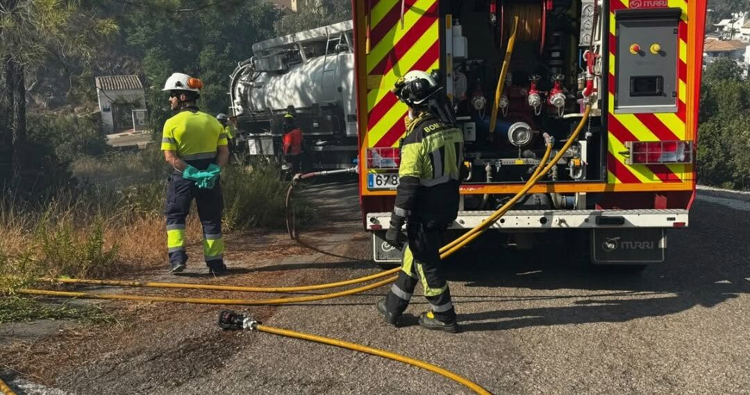 El Consorcio reúne en Benahavís a dotaciones de bomberos de Estepona, Marbella y Fuengirola
