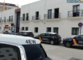 Robaban en coches y amenazaron con arma blanca: la Policía detiene a un hombre y una mujer en Estepona