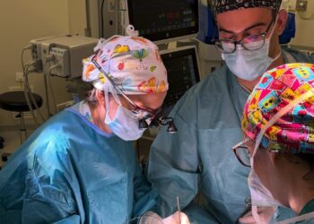 El Hospital Universitario Costa del Sol incorpora la autofluorescencia en cirugía de tiroides