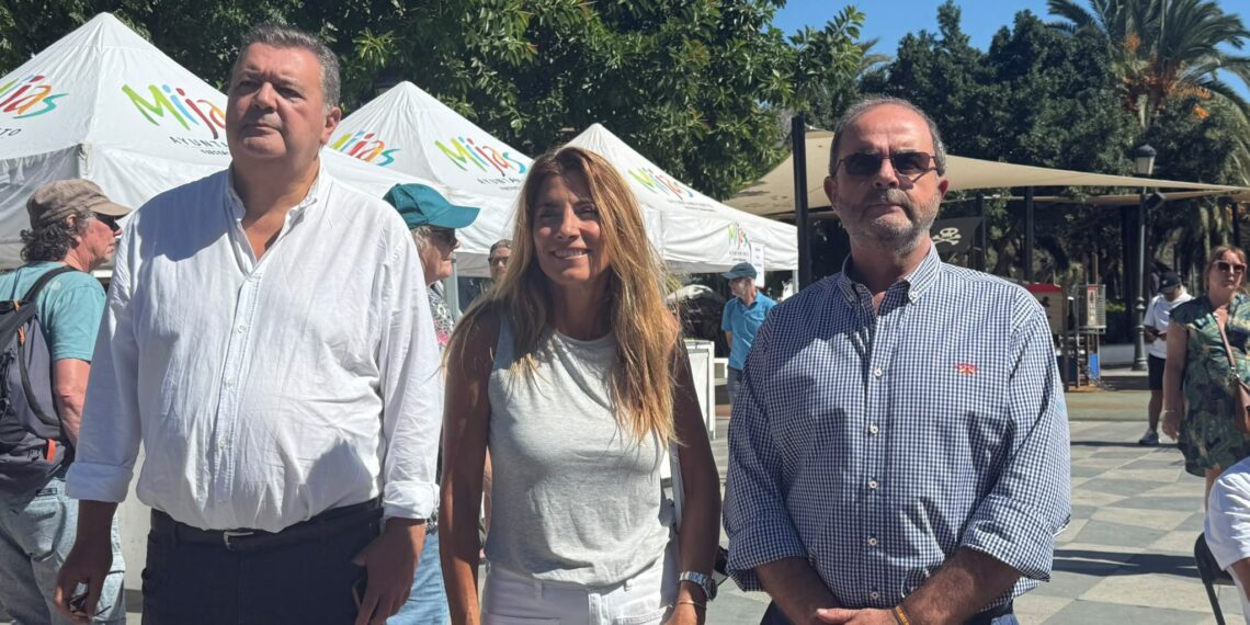Flamenco, gastronomía y artesanía se unen en Mijas para celebrar el Día del Turista