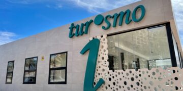 Fuengirola impulsa su transformación digital para consolidarse como destino turístico inteligente