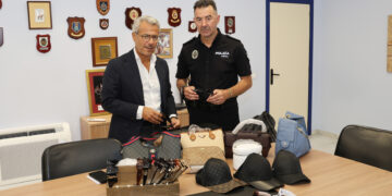 La Policía Local retira 40.000 productos falsificados durante la campaña contra la venta ambulante ilegal en Marbella