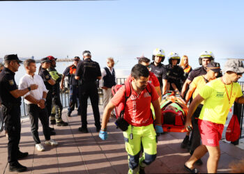 Marbella vive un simulacro de terremoto y maremoto en la playa de El Faro para comprobar la respuesta de los servicios de emergencia