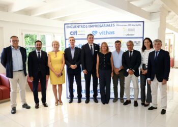 Félix Romero destaca la necesidad de «aunar los esfuerzos de los ayuntamientos» desde el almuerzo del CIT Marbella