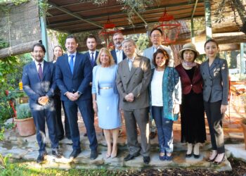Marbella respalda una iniciativa de Les Roches para reforzar los vínculos académicos y empresariales con China