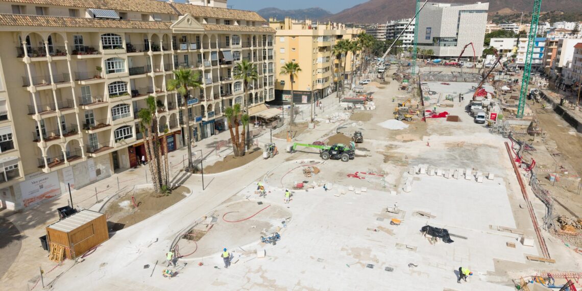 Avanza la obra del futuro bulevar con la urbanización de la cubierta del parking