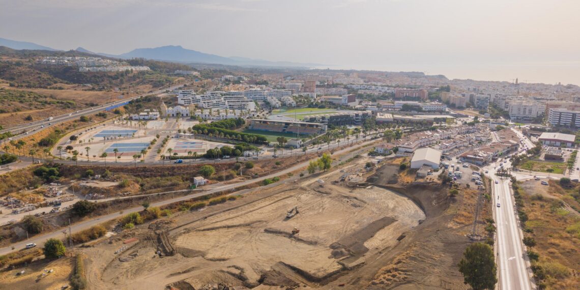 A punto de finalizar los trabajos de excavación del futuro velódromo de Estepona