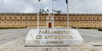 El Parlamento andaluz constituye este martes sus comisiones legislativas de la XIII legislatura