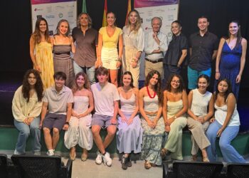 Alezeiateatro celebra sus 20 años de trayectoria llevando de nuevo el nombre de Benalmádena a una final nacional de teatro clásico