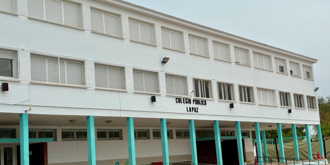 Torremolinos acomete más de medio centenar de actuaciones para poner a punto los colegios