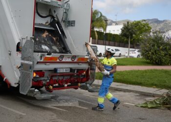 Torremolinos apuesta por una limpieza más moderna, con nuevos medios y protección del empleo
