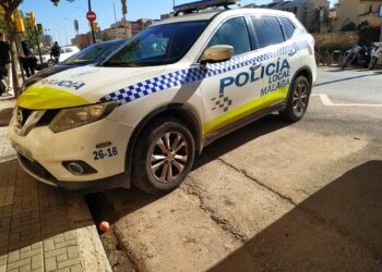 Detenido en la capital por agredir a su pareja, a la que agarró por el cuello y lanzó contra el suelo
