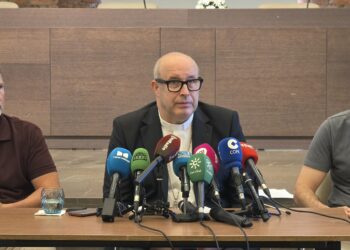 El obispo de Málaga muestra su apoyo a Ceuta y desea que la dignidad de los migrantes «sea respetada»
