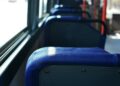 Susto en Benalmádena: hospitalizan a un niño tras intentar cruzar la calzada y ser golpeado por un autobús