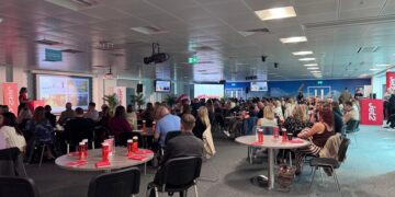 Turismo Costa del Sol refuerza su relación con Jet2holidays en un encuentro con cerca de 120 profesionales británicos