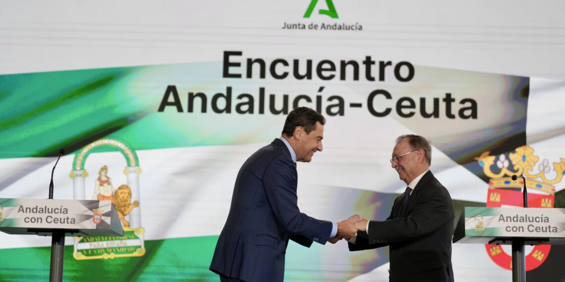 Moreno traslada a Vivas el apoyo político y humano de Andalucía: «No vamos a soltar la mano a Ceuta»
