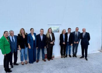 La primera plaza en España con el nombre de los Premios Planeta se inaugura en Benahavís