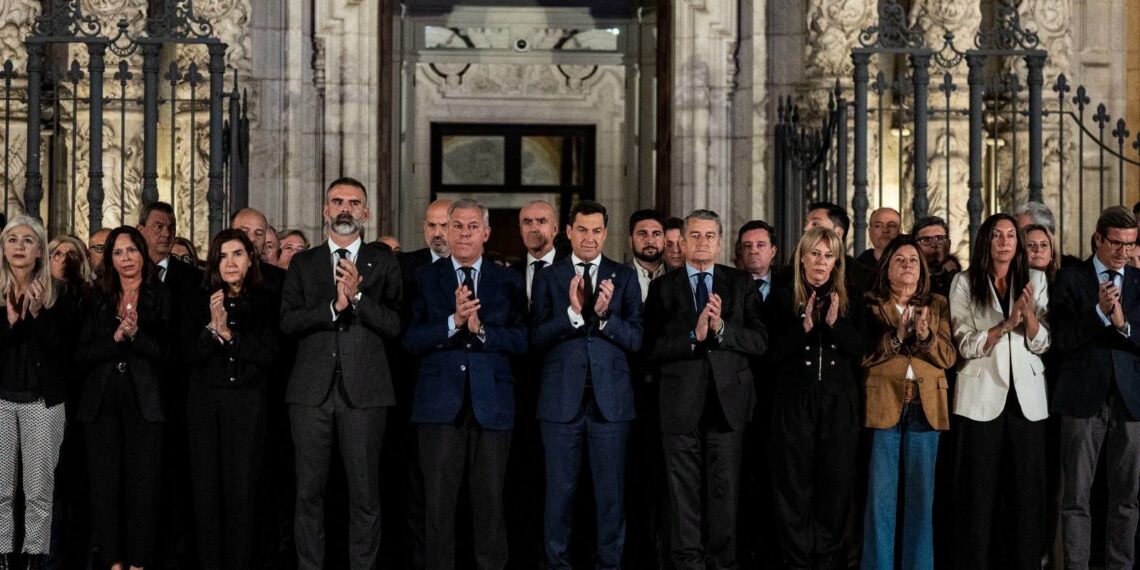 Moreno exige al Gobierno revisión inmediata del AVE Madrid-Andalucía: «Queremos viajar con normalidad»