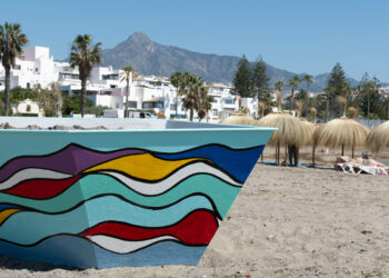Marbella roza las 4.000 reservas de moragas durante la temporada de playas 2026