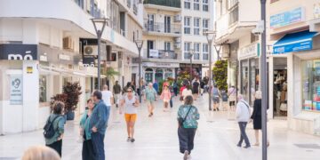 El Ayuntamiento de Estepona impulsa el empleo como la segunda ciudad con menor tasa de paro de Andalucía