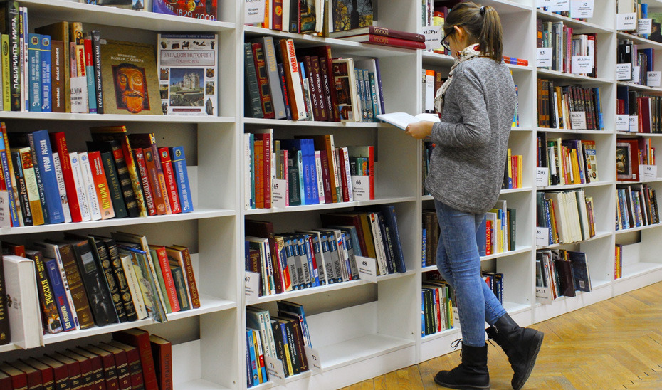 La Consejería de Educación premia la excelencia de tres centros malagueños en la gestión de sus bibliotecas escolares y el fomento de la lectura