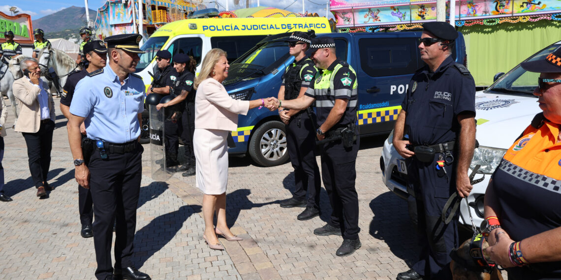 Ángeles Muñoz anima en San Pedro a disfrutar de una Feria “para toda la familia” y destaca el dispositivo de seguridad
