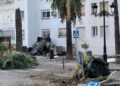 Dos heridos en el accidente en Marbella de un vehículo que acabó estrellado contra un edificio