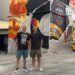 D. Darko y Jose Rulos, los artistas que han unido sus estilos para rendir homenaje a los bomberos de Fuengirola