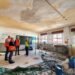 Lara visita las obras de impermeabilización de la cubierta del CEIP La Paloma