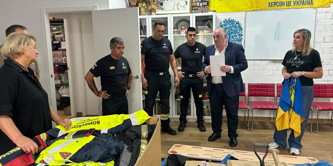 El CPB de la Diputación de Málaga entrega equipamiento operativo y de rescate a los bomberos de Ucrania