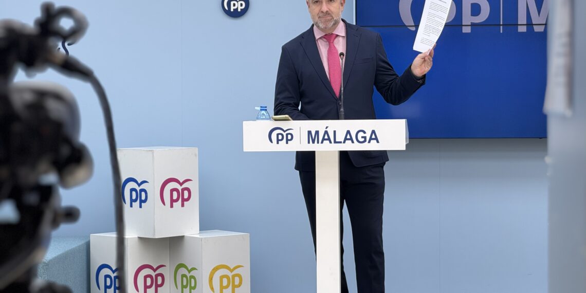 El PP de Málaga pregunta en el Congreso si el subdelegado dio orden de no intervenir en la plaza de la Constitución