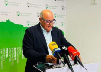 Dimite Jesús Lupiáñez, alcalde de Vélez-Málaga: «No puedo convivir con esta forma de hacer política incendiaria»